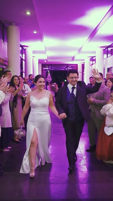 El hermoso aniversario de Matrimonio de @silvanagomezs  y @cpadillacar